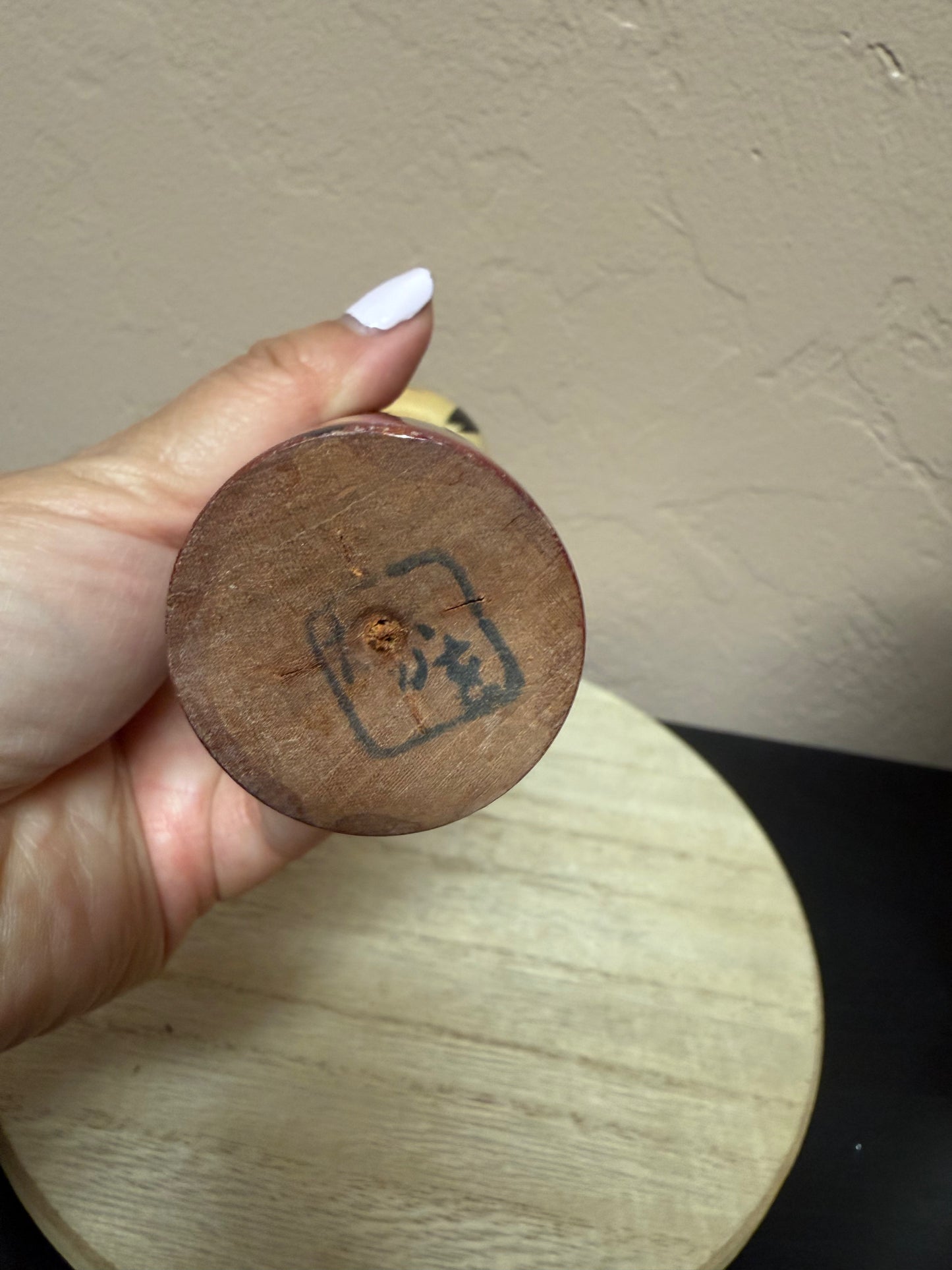 Deep red chrysanthemum 4-4