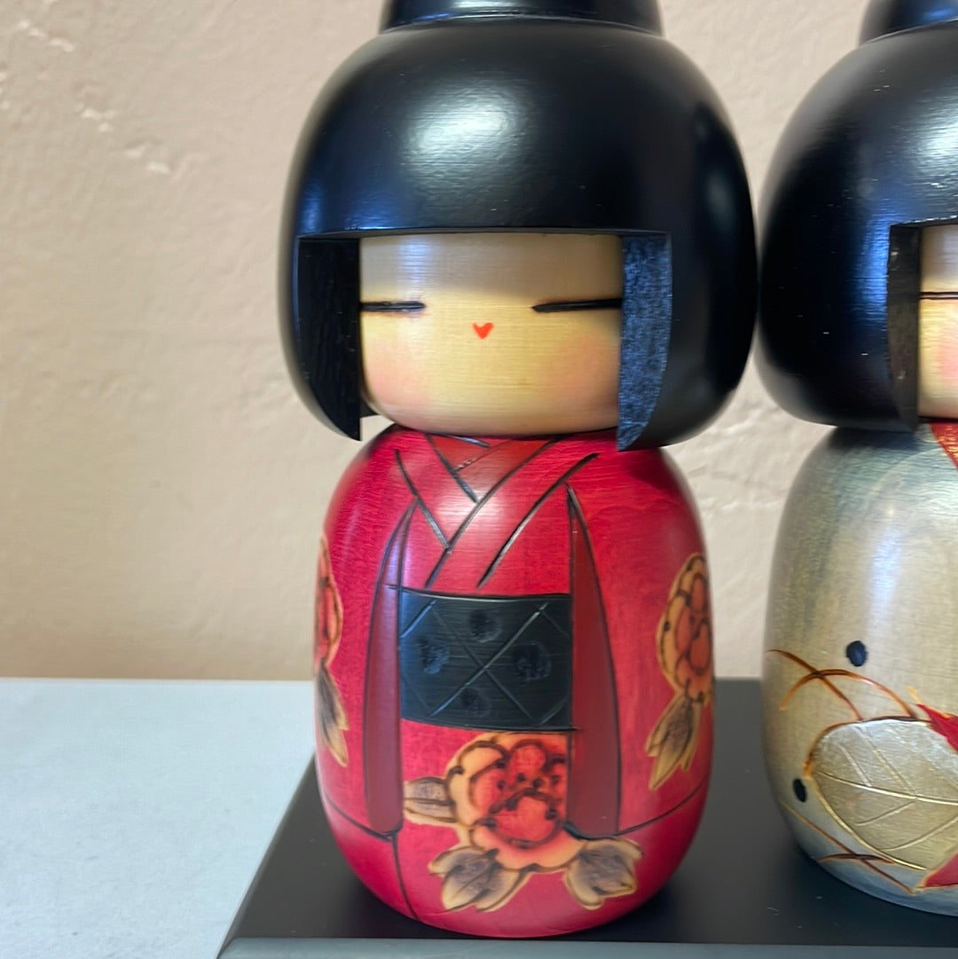 Shizuka Kokeshi set w box 2072